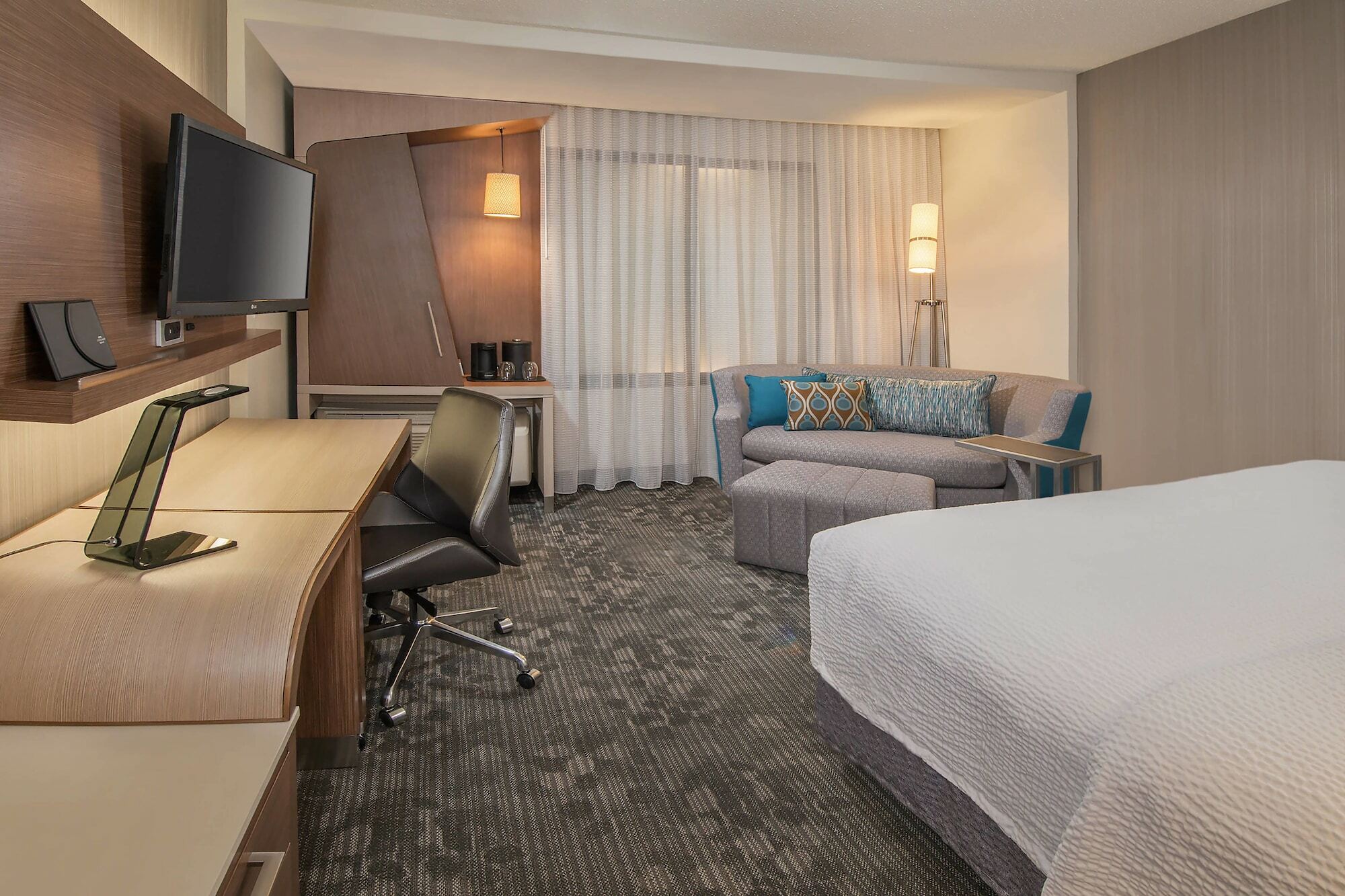 Courtyard By Marriott Atlanta Vinings/Galleria Smyrna Exterior photo